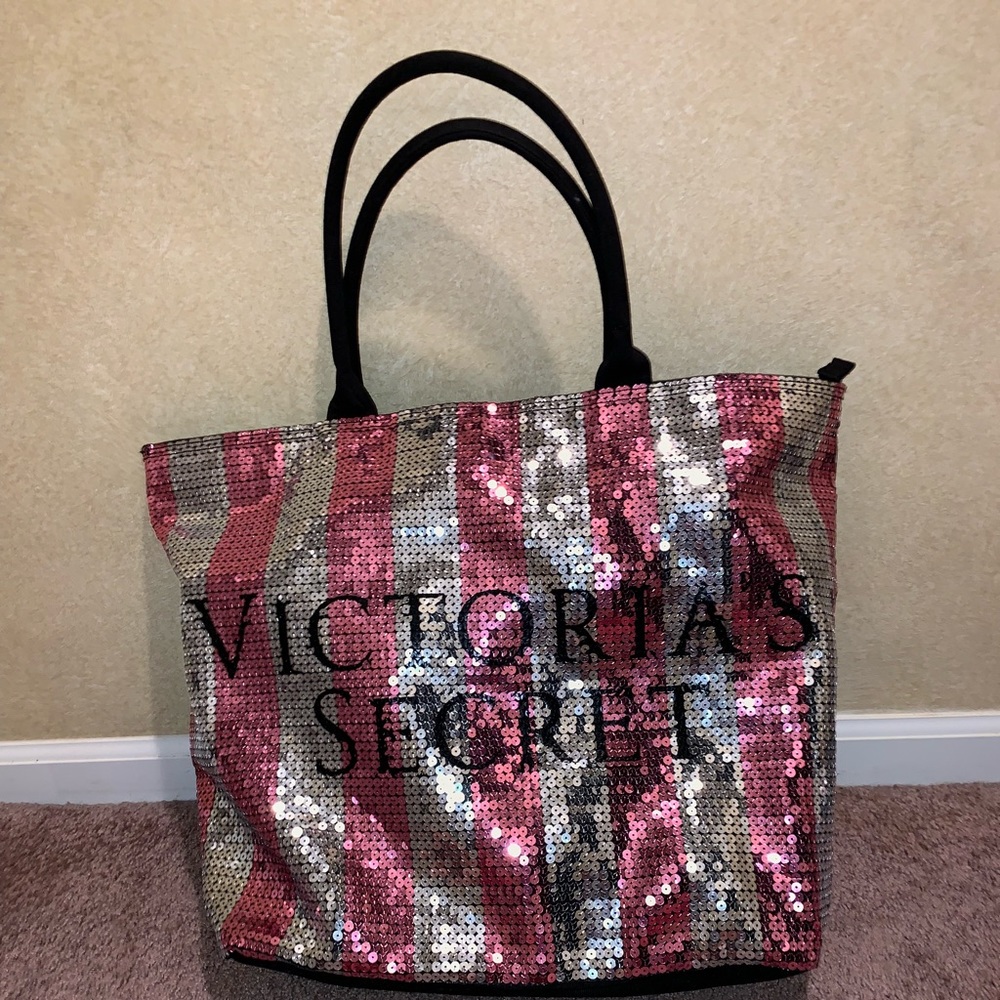 Victoria’s Secret sequence tote
